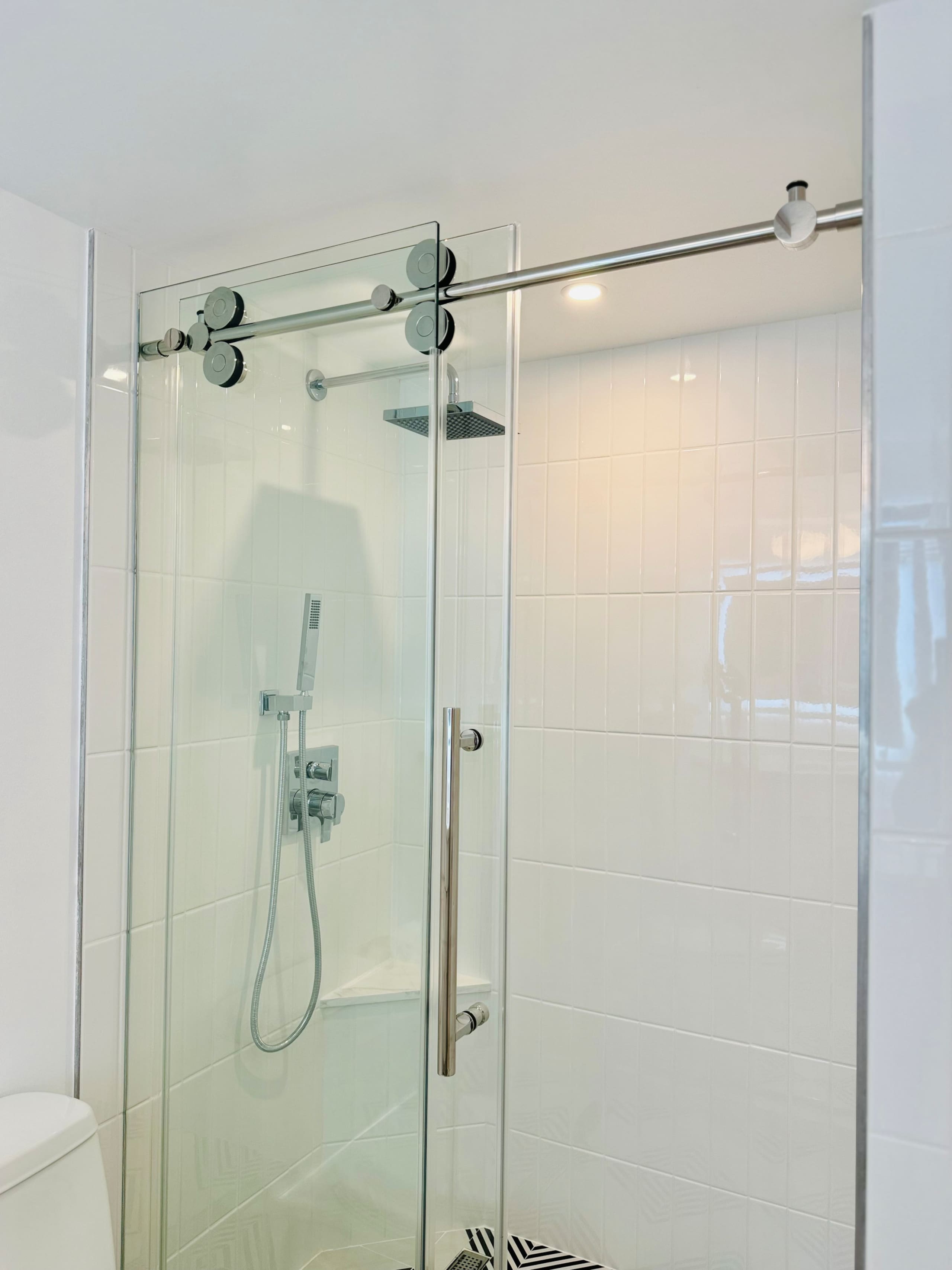 Condo in Honolulu · ★4.97 · 1 bedroom · 2 beds · 1 private bath - Image 26