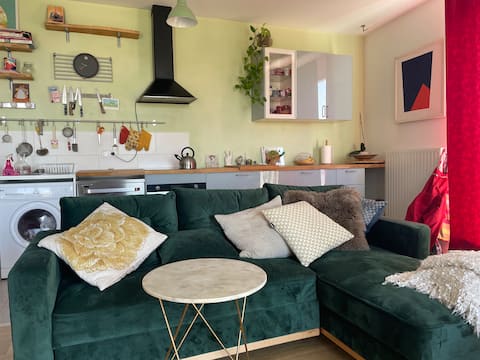 Successful Airbnb property: View of the Loire Machines of the Island in île De Nantes