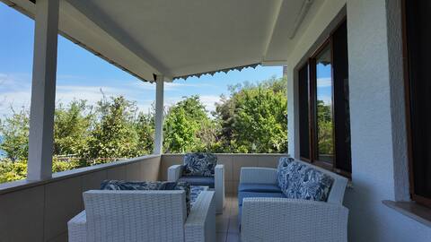sea view apartment