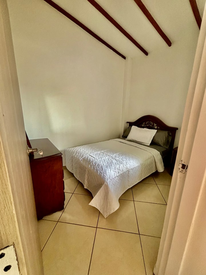 საძინებელი 2