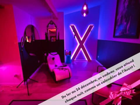 Romantic accommodation - Indoor hot tub