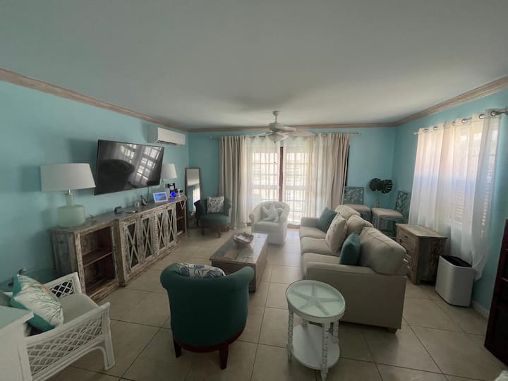 2 Floor Beachfront 2br Condo With Views - Barbados