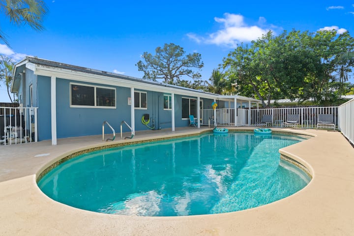 Heated Pool | Pet-friendly | Beach Nearby - Pompano Beach, FL
