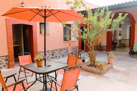 Lola's house (entire place)