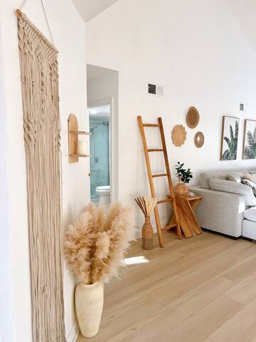 Boho vacation home new 5B3B 13 miles from Disney gallery image 3