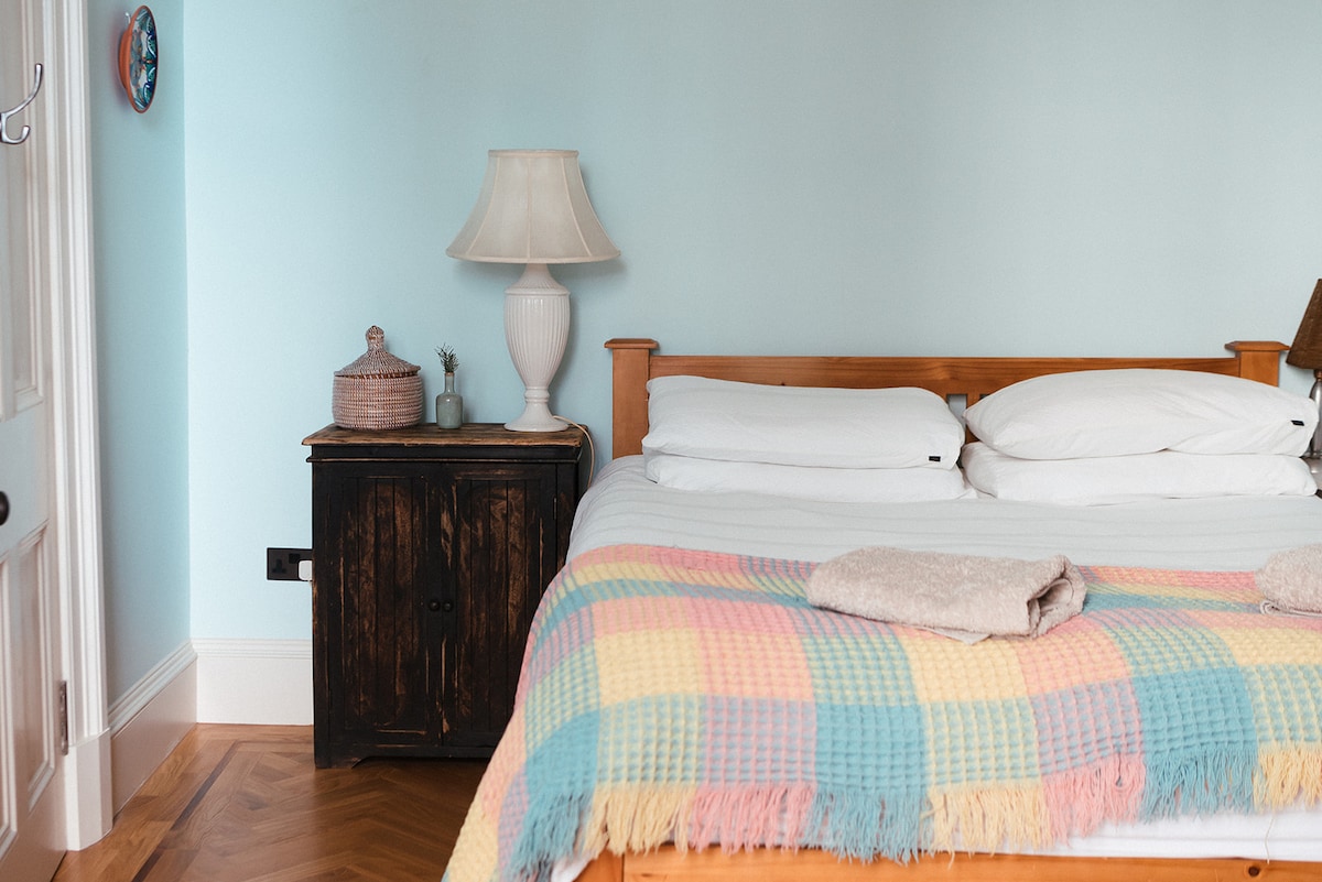 საძინებელი 2