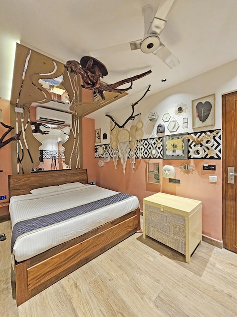 Mirror of Boho Dreams - Blissful Stay