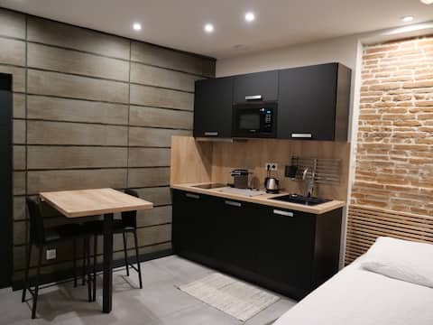Annonce Airbnb populaire: Charming studio in the heart of Toulouse à Capitole / Arnaud Bernard / Carmes
