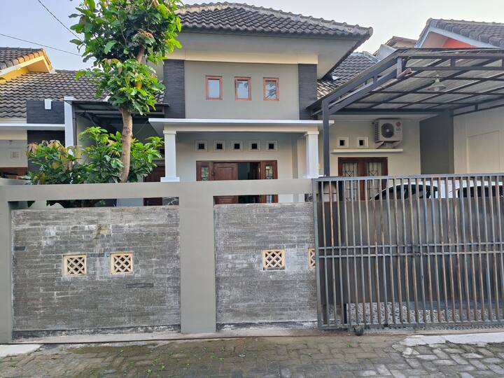 Rumah Singgah 'Kampoeng_q' Yogya - 족자카르타