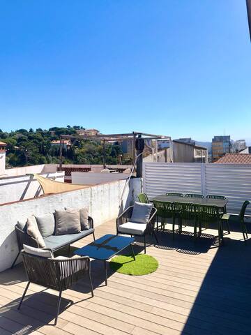 Penthouse with amazing terrace, 9 guests 3 bedroom gallery image 5