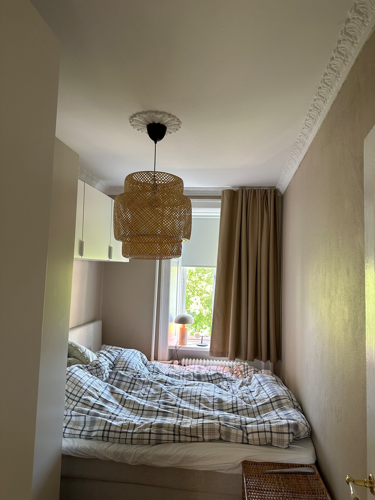 Голямо единично легло