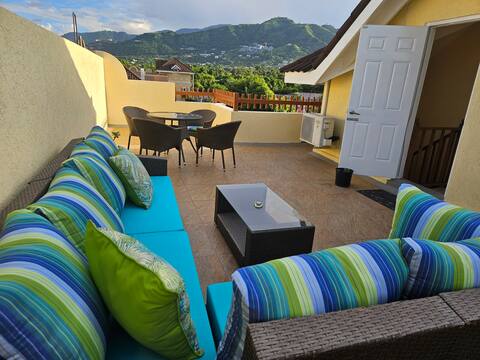 Private Penthouse Rooftop Oasis, Liguanea