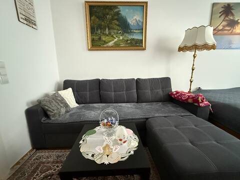 Top Airbnb: Apartment - near Schönbrunn/Westbahnhof with parking in Rudolfsheim Fünfhaus
