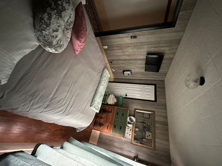 საძინებელი 2