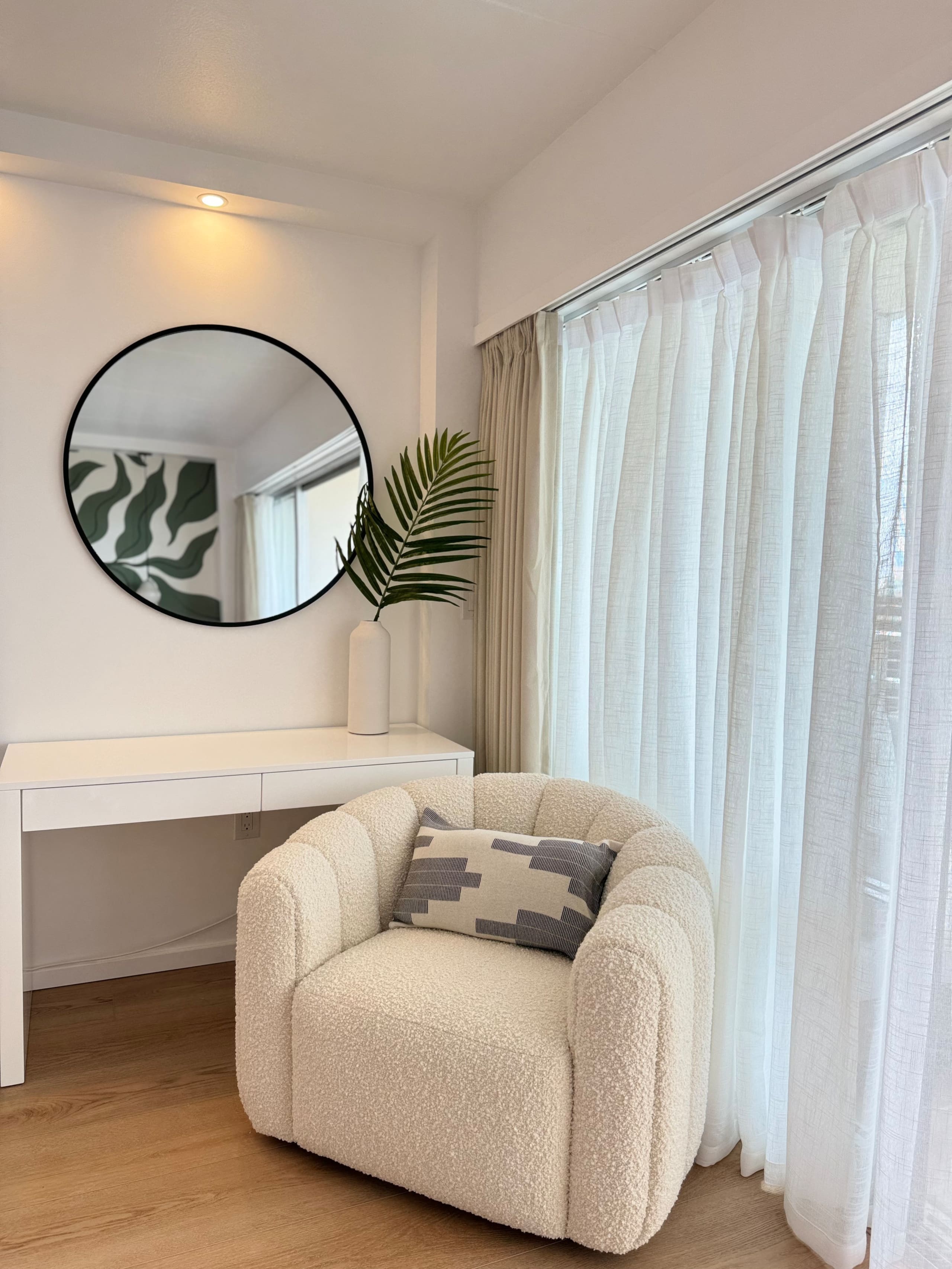 Condo in Honolulu · ★4.94 · 1 bedroom · 2 beds · 1 private bath - Image 10