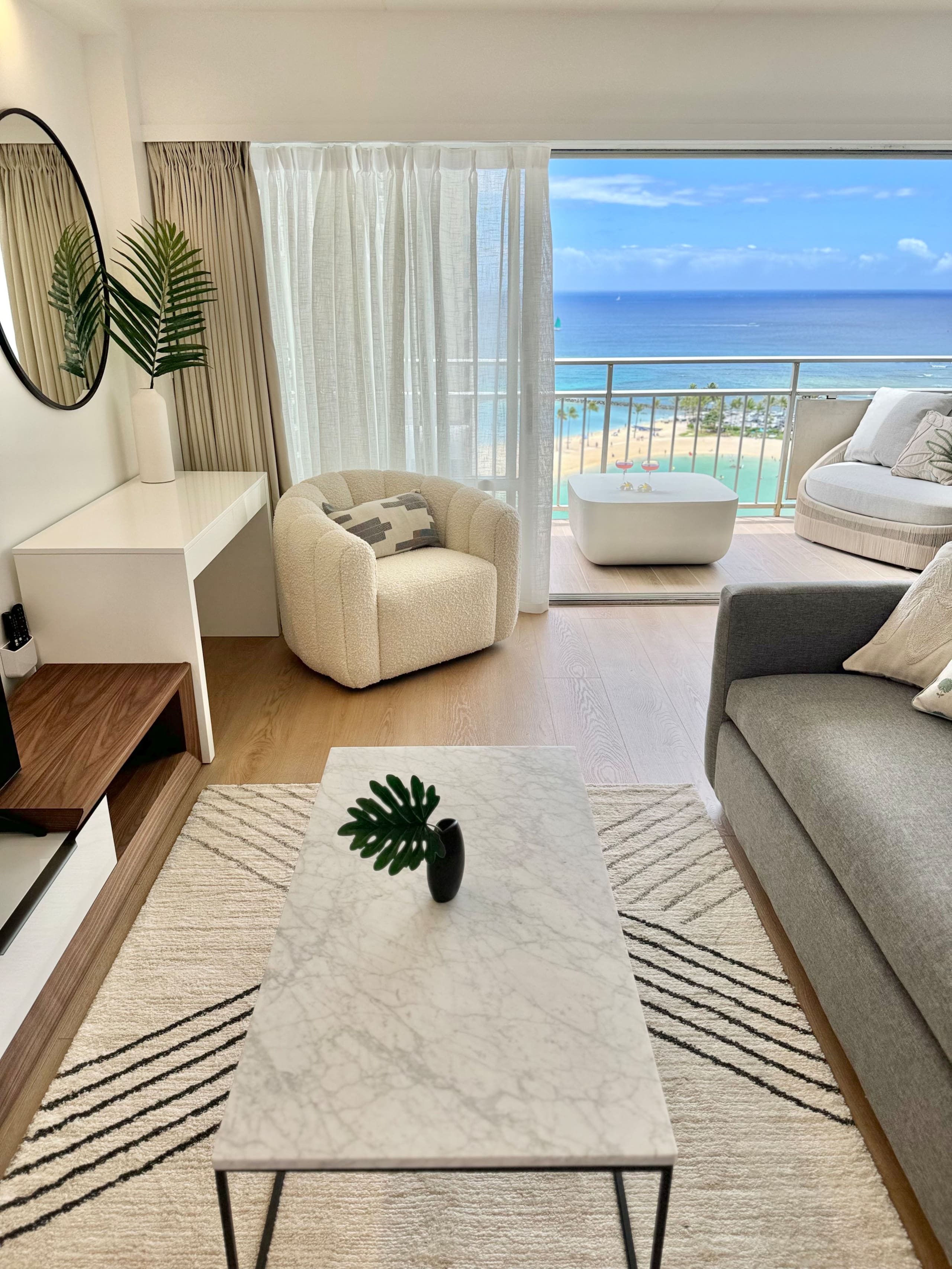 Condo in Honolulu · ★4.94 · 1 bedroom · 2 beds · 1 private bath - Image 9