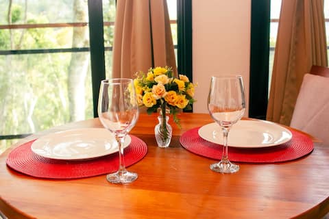 Anúncio popular: Chalet with Hot Tub and Mountain Views em Pouso Alegre