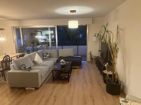 Top Airbnb: Boho sunny central home in Düsseldorf
