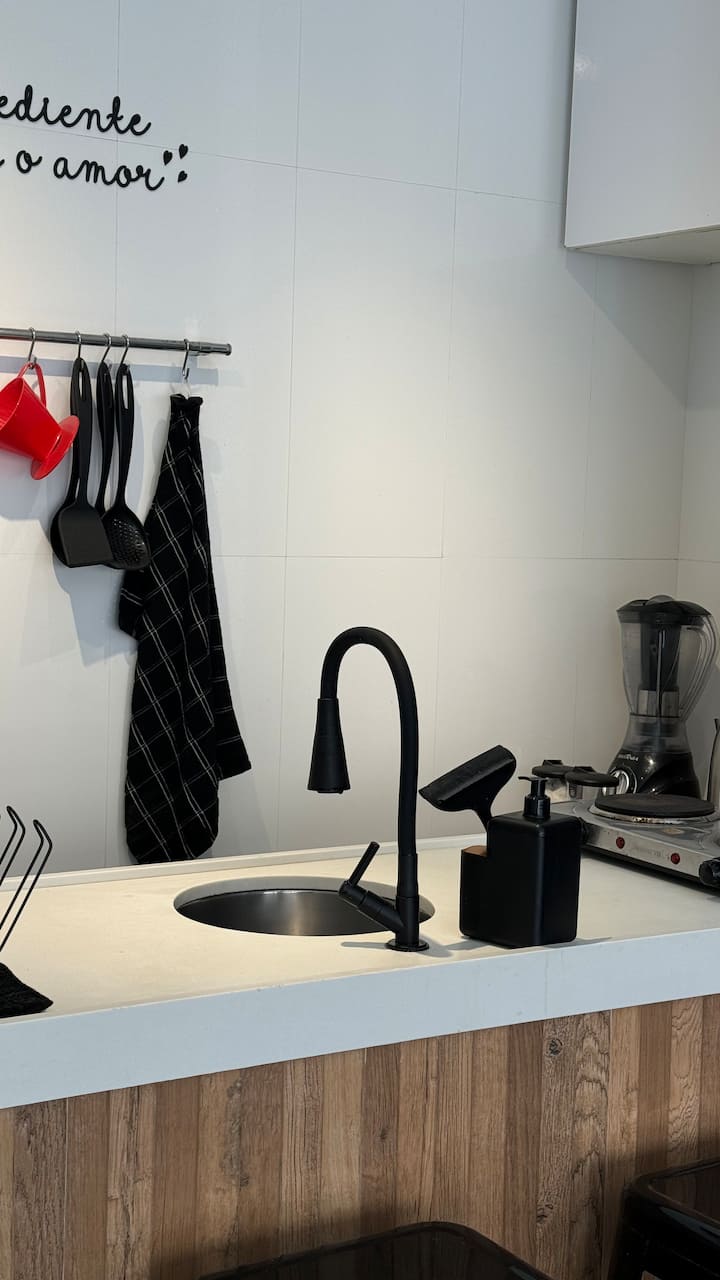 Lh01. Studio Pé Na Areia Em Copacabana. - Rio de Janeiro
