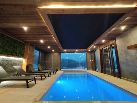 Beautiful Chalet with pool and sauna Gérardmer