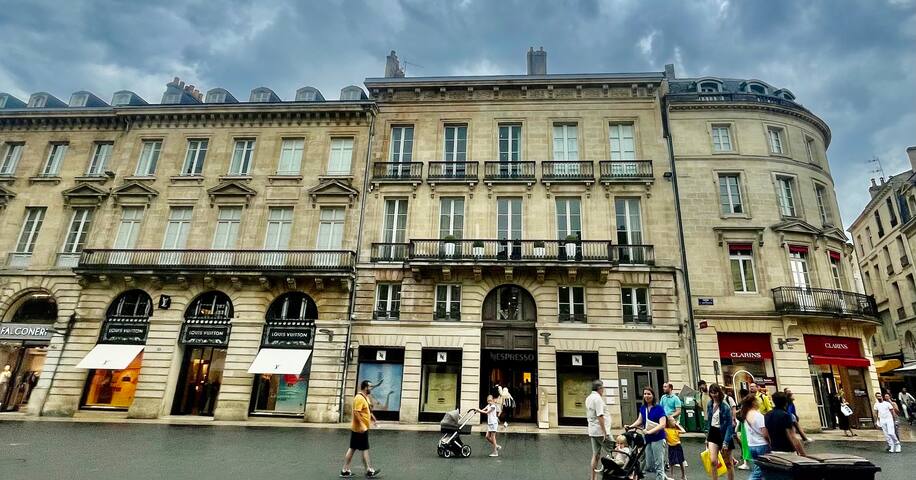 Triangle d’Or: charmant 3 chambres gallery image 2