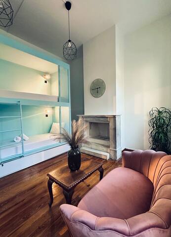 Pink Lemon 18th Century Villa gallery image 3