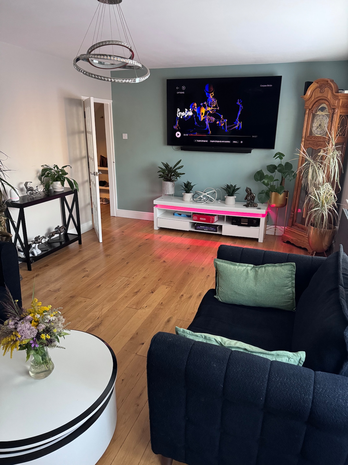 Top Airbnb: Seaside serenity cool and modern home by the sea in Ramsgate