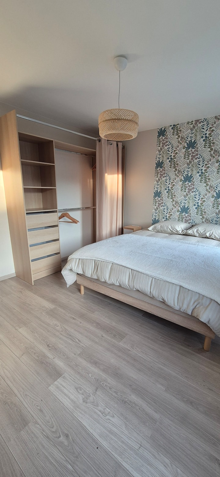 საძინებელი 1