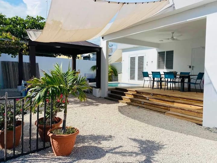 Carlitos Beach House 8 - Yauco