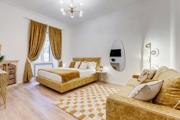 NEW Vatican BIG apartment for 10 – RDH gallery image 2