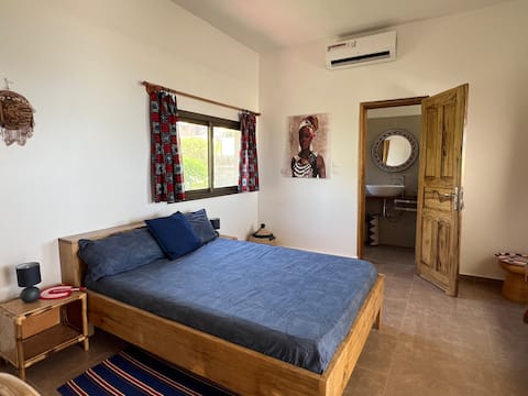 Charming room of high standard with sea view