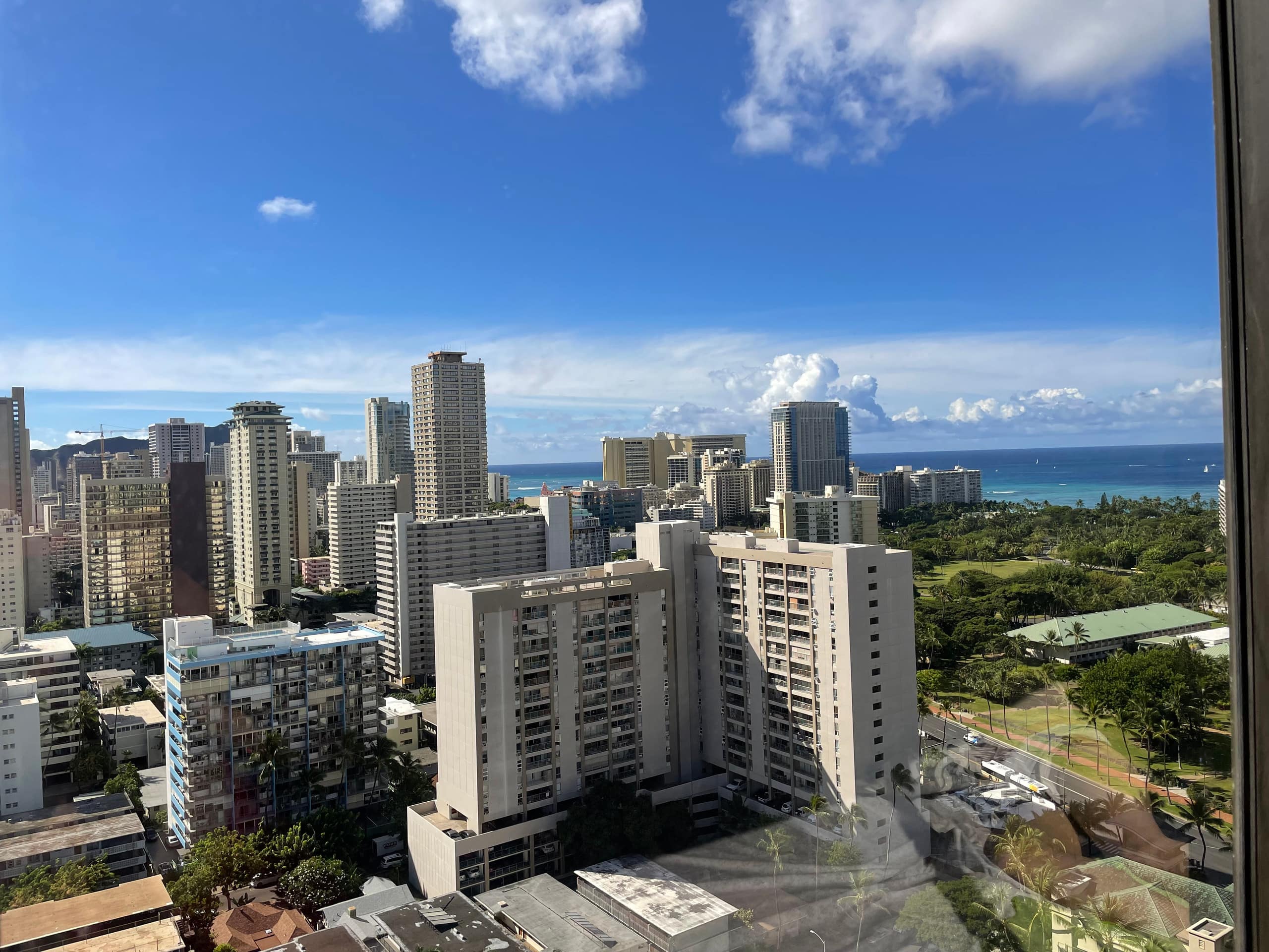 29th FL 2BR/2BA • Ocean & Diamond Head View - Image 13