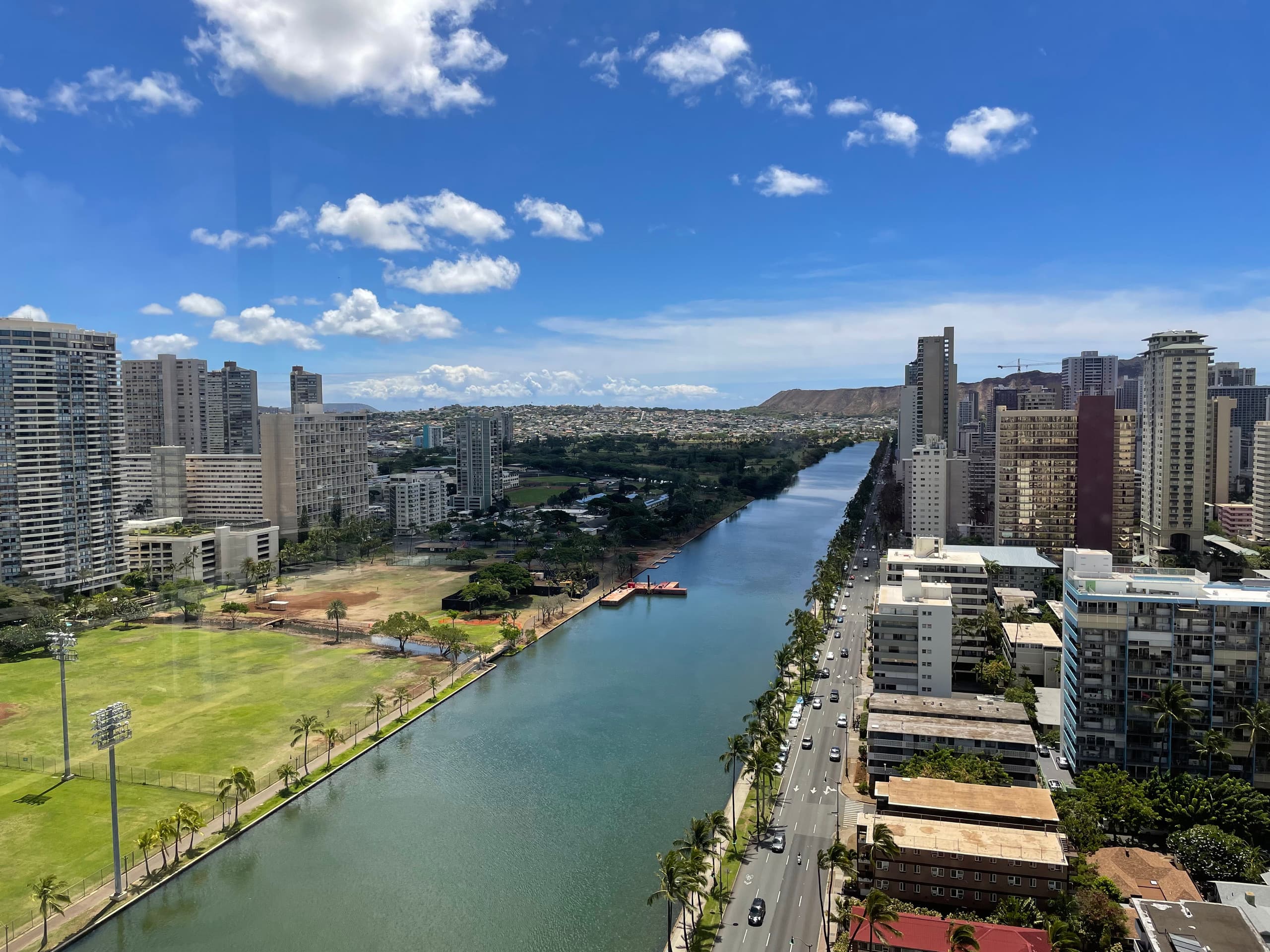 29th FL 2BR/2BA • Ocean & Diamond Head View - Image 11