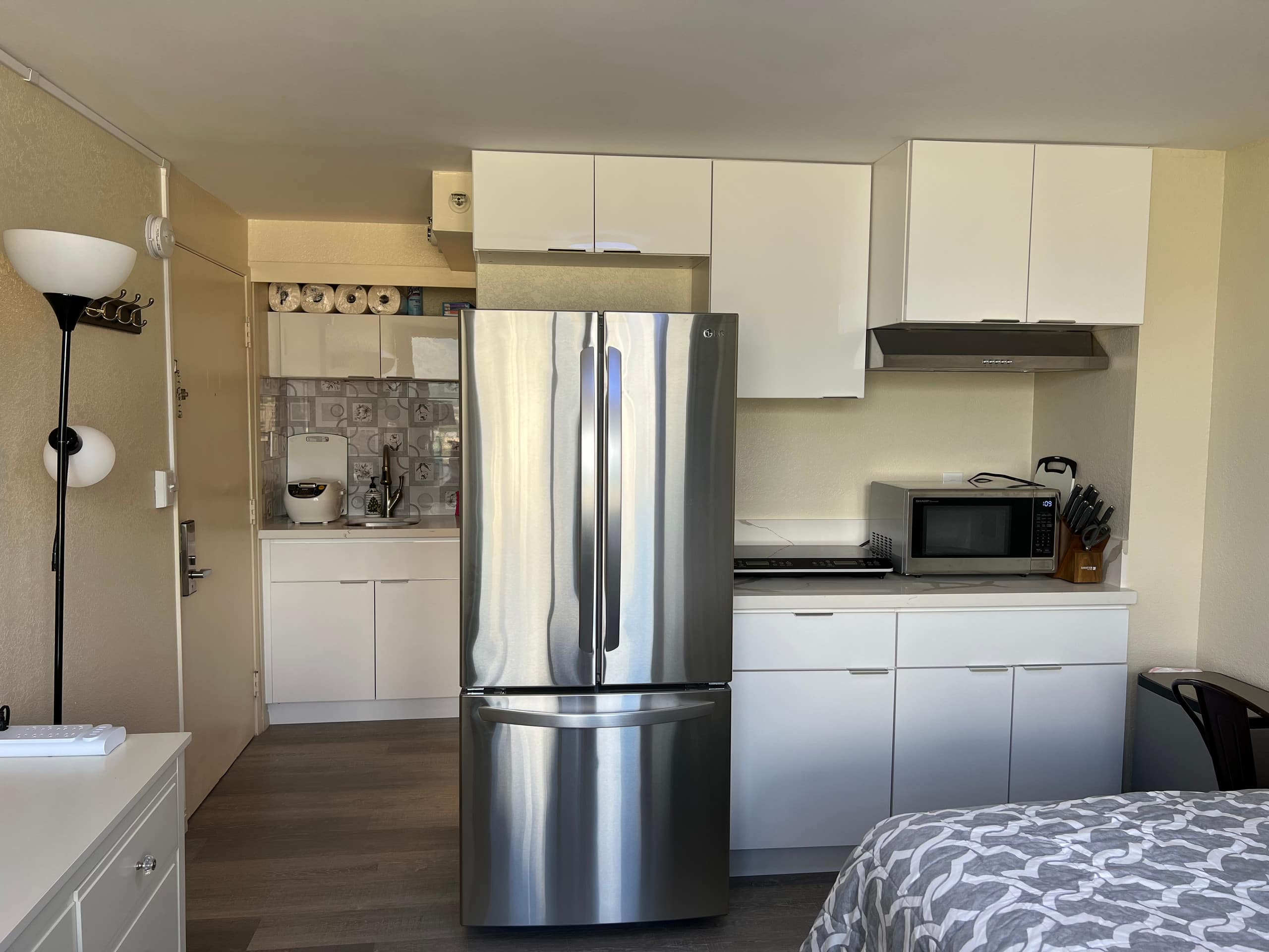 29th FL 2BR/2BA • Ocean & Diamond Head View - Image 29
