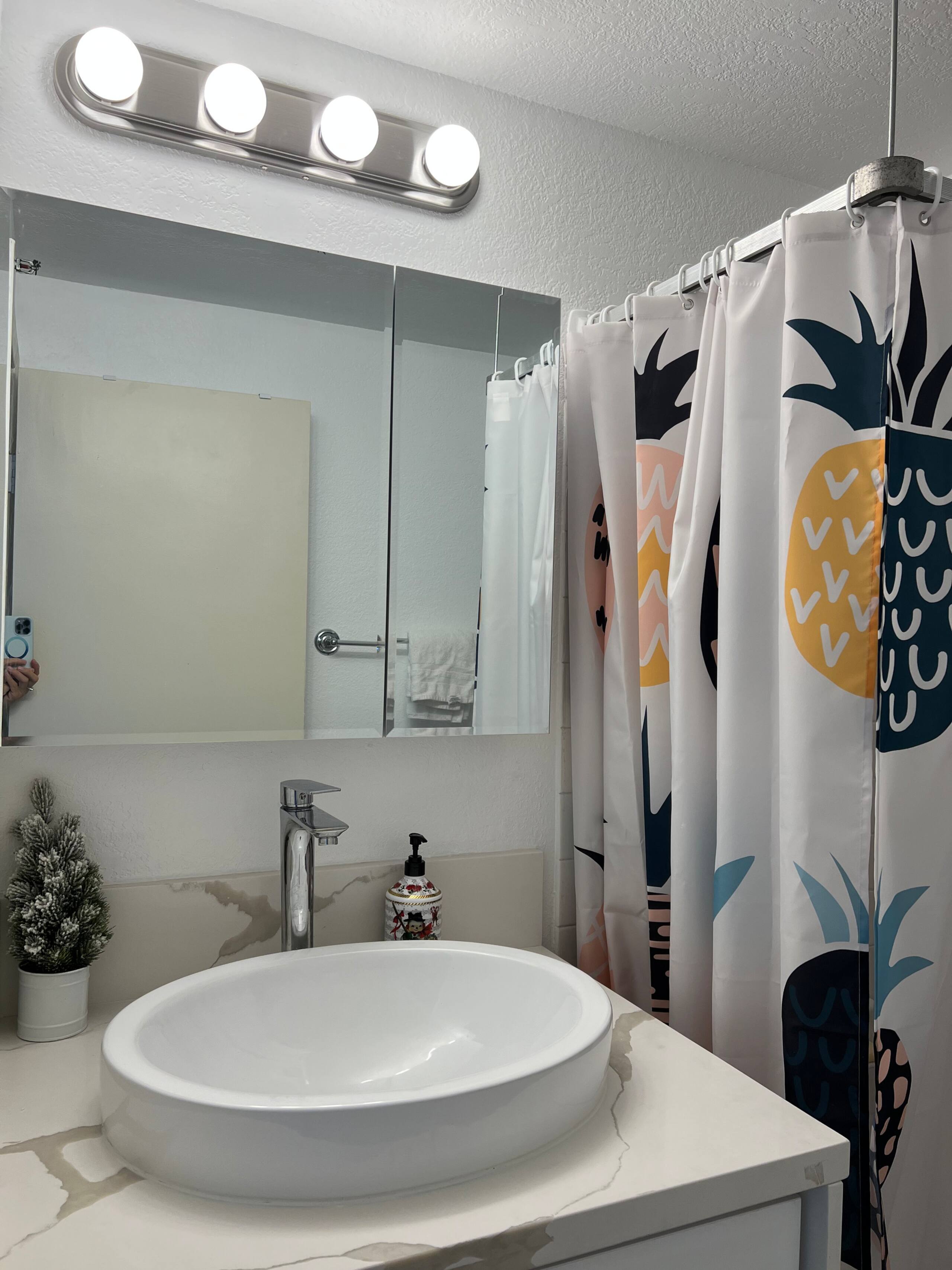 29th FL 2BR/2BA • Ocean & Diamond Head View - Image 47