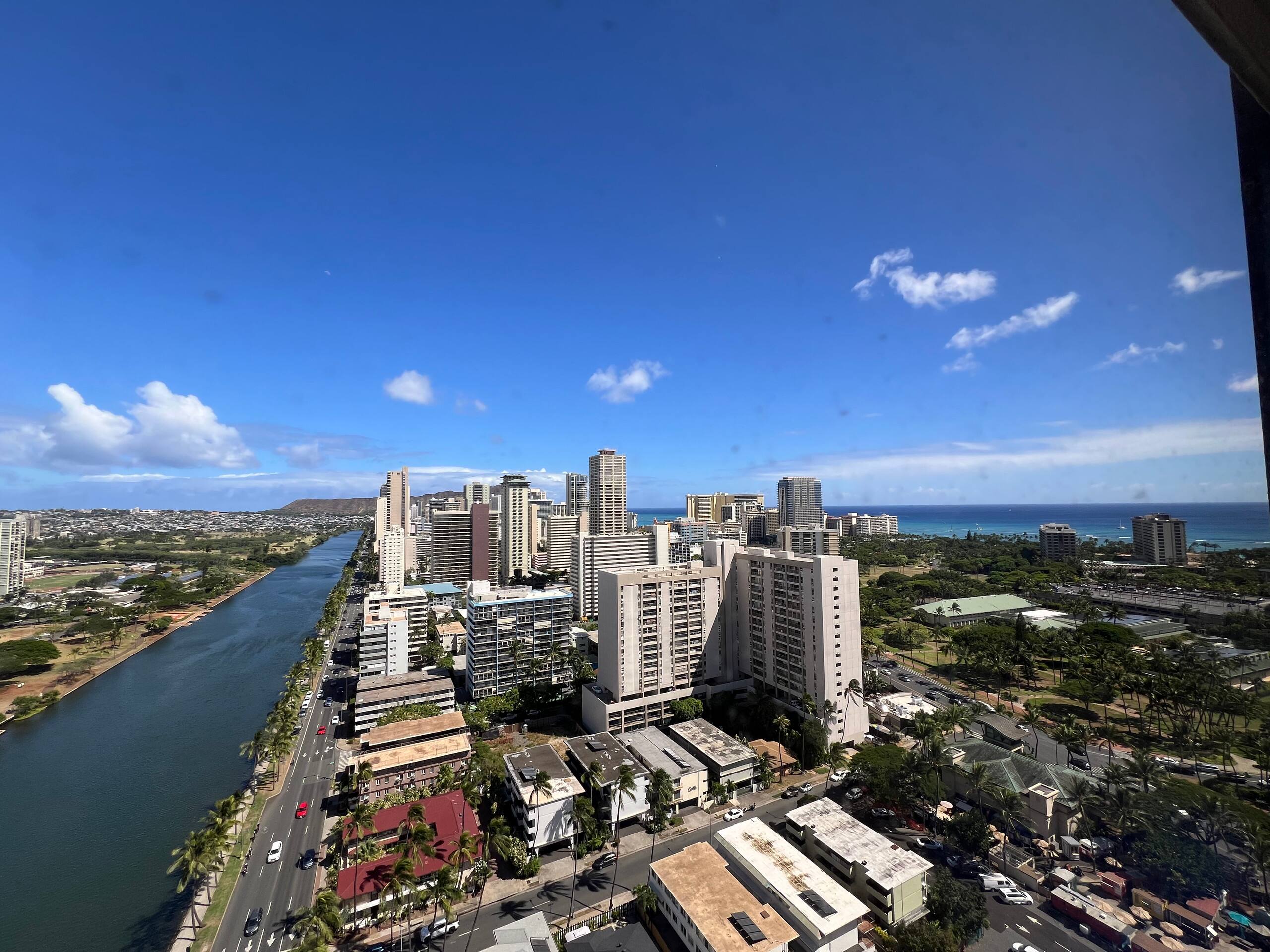 29th FL 2BR/2BA • Ocean & Diamond Head View - Image 24