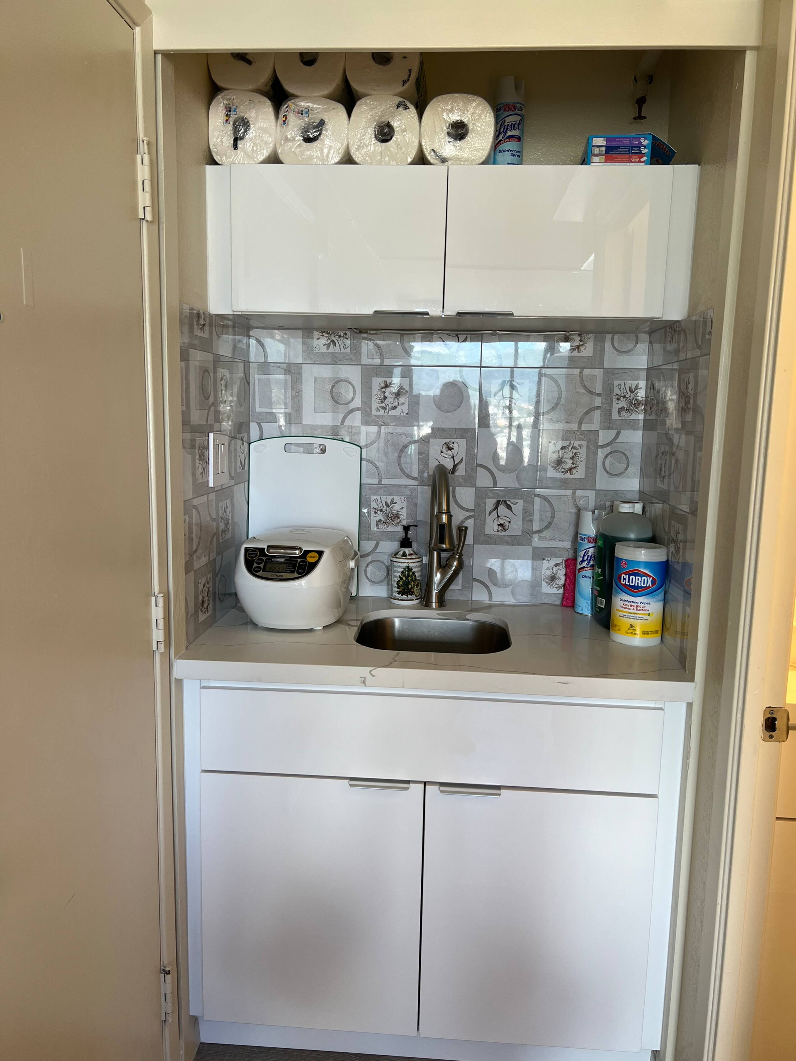 29th FL 2BR/2BA • Ocean & Diamond Head View - Image 31
