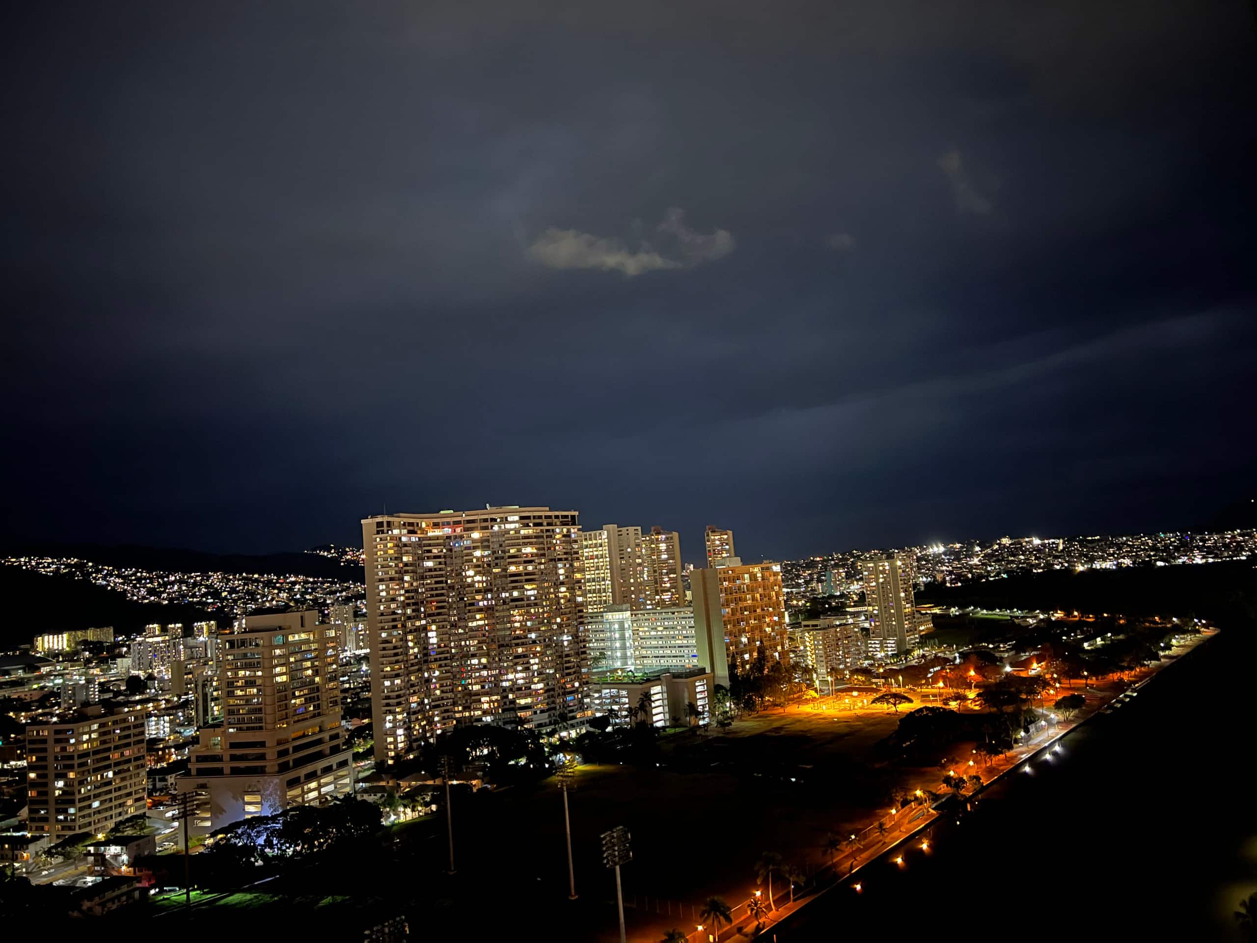 29th FL 2BR/2BA • Ocean & Diamond Head View - Image 41