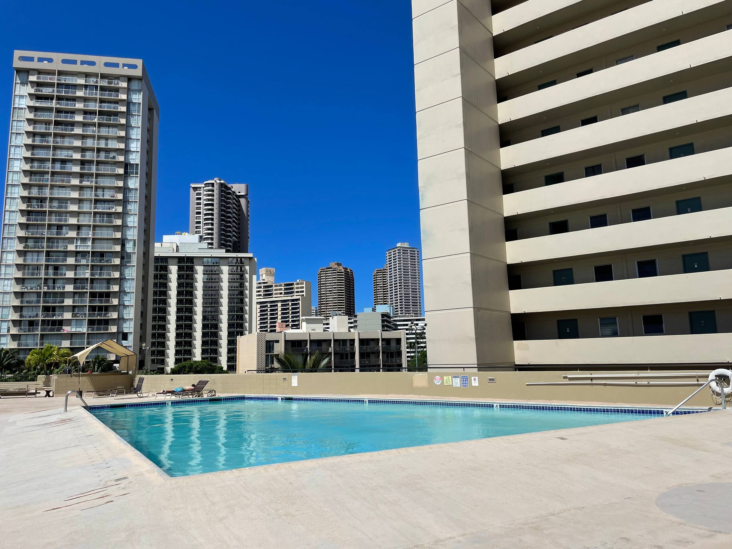 29th FL 2BR/2BA • Ocean & Diamond Head View - Image 51