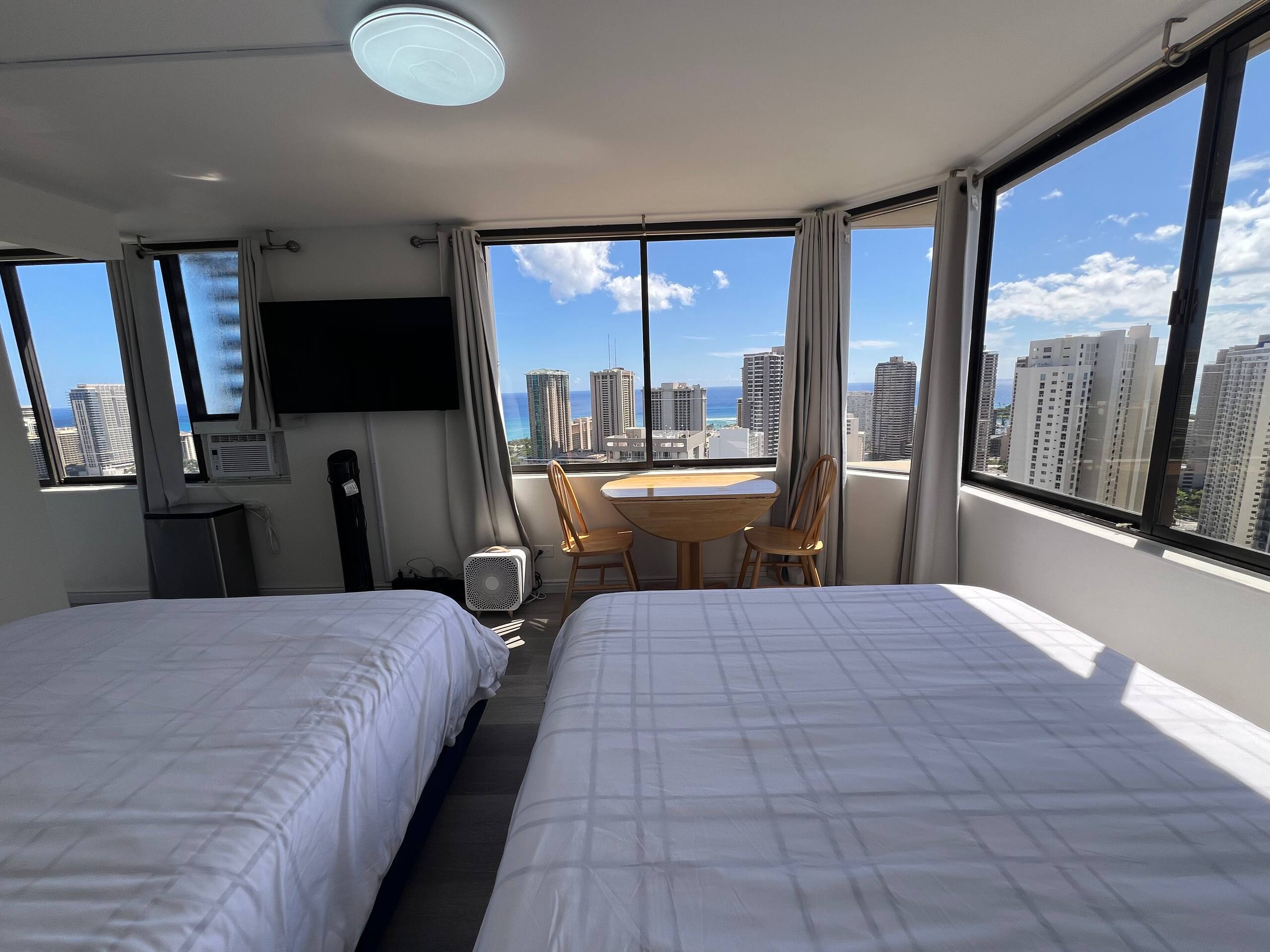 38th Floor Ocean View • Sleeps 6 • Corner Unit - Image 17
