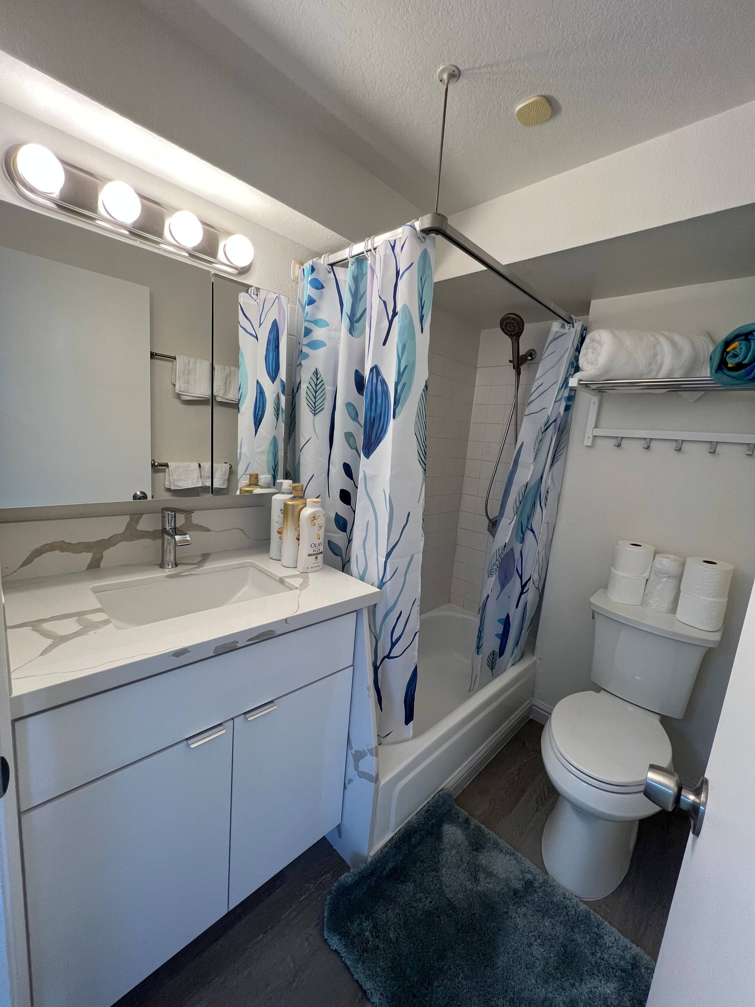 38th Floor Ocean View • Sleeps 6 • Corner Unit - Image 40
