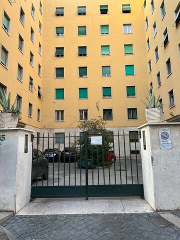 splendida dimora in Roma gallery image 4