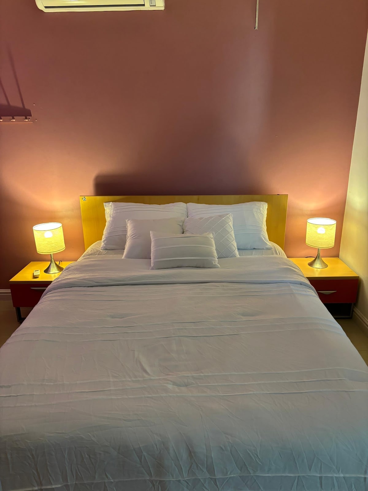 غرفة النوم 1