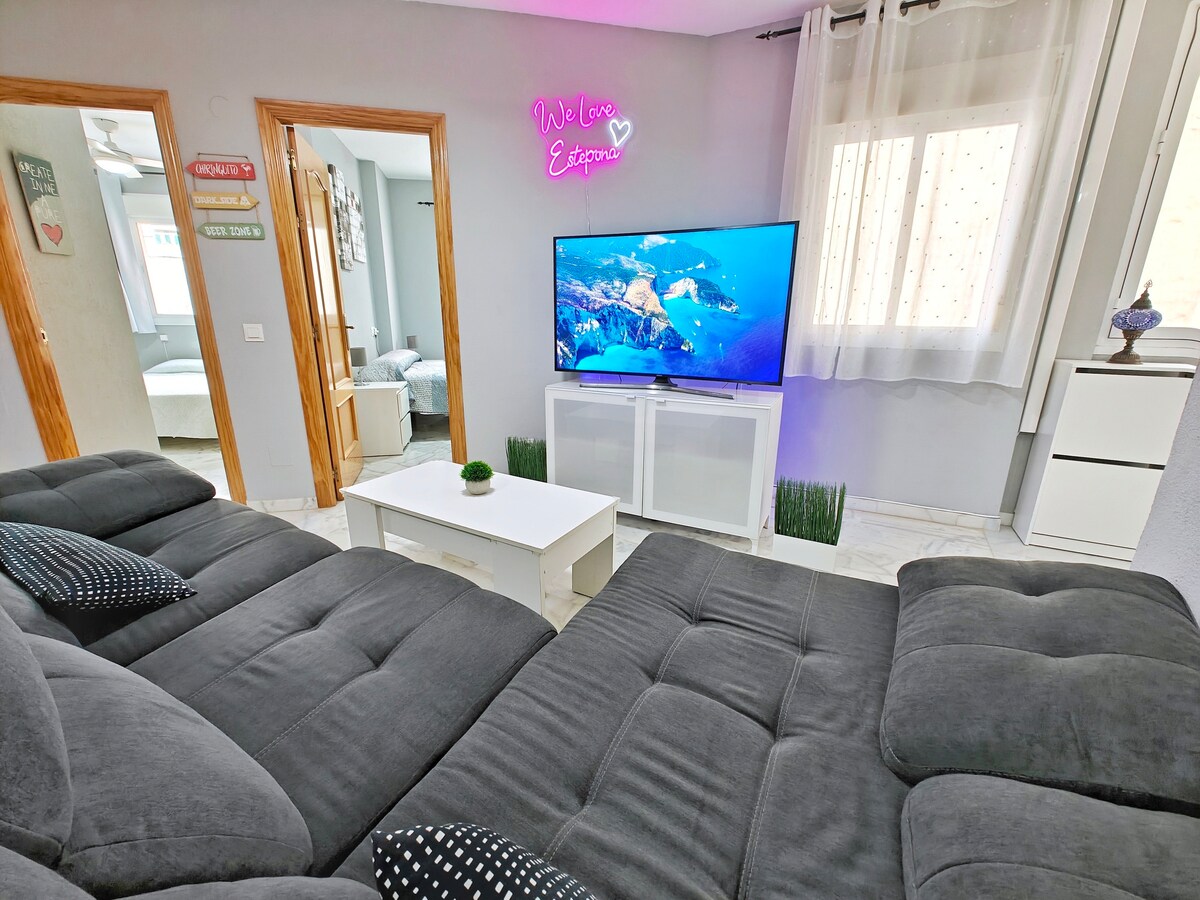 Airbnb con mejor rendimiento: Modern, Quiet, By the Sea, Central, 3 bedrooms en Estepona