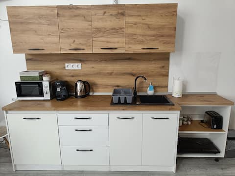 Top Airbnb: Black Studio in Târgu Mureș