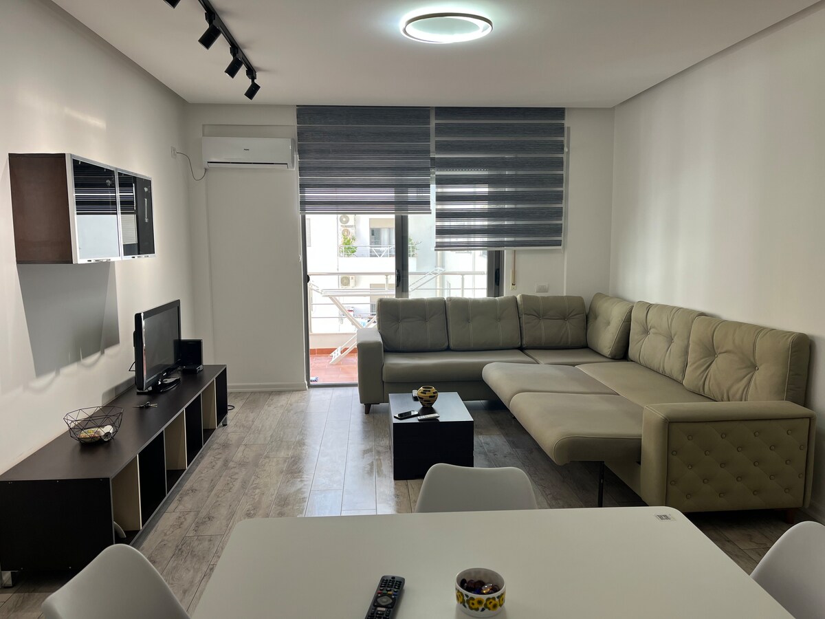 Listing 1205716972407097574