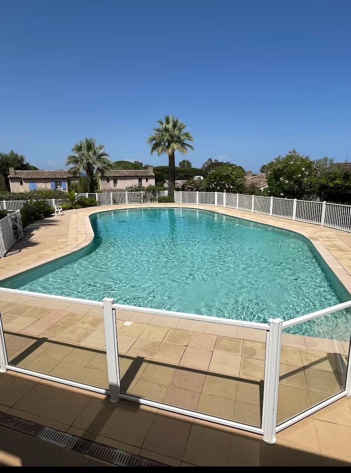 Charming Home. Perfect For Couples - Saint-Tropez