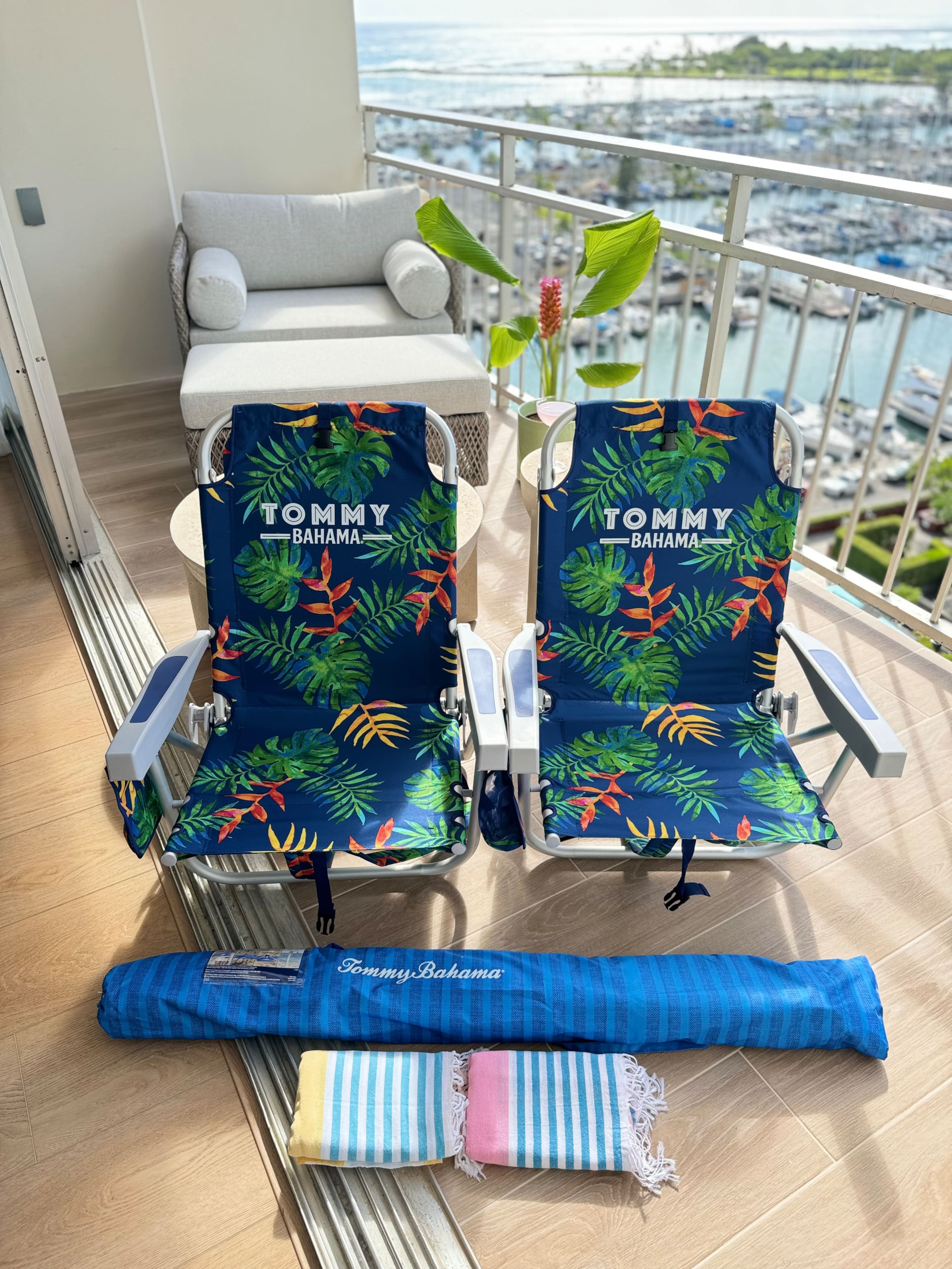 Condo in Honolulu · ★4.94 · 1 bedroom · 2 beds · 1 private bath - Image 40