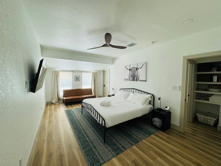 Основна спалня