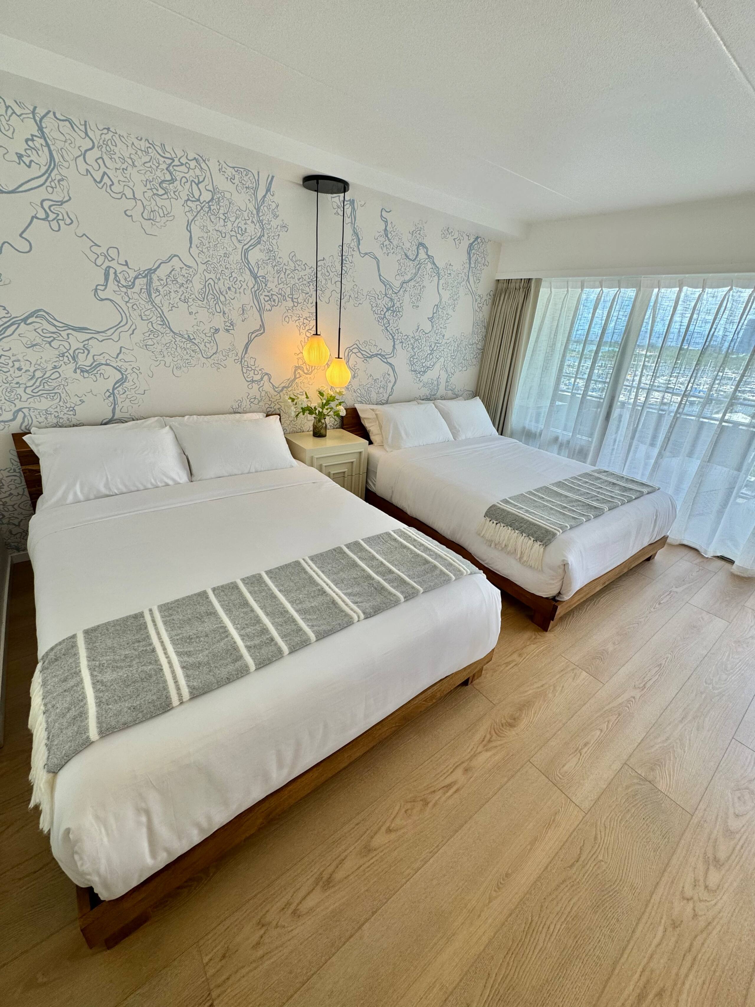Condo in Honolulu · ★4.88 · 1 bedroom · 3 beds · 1 private bath - Image 22